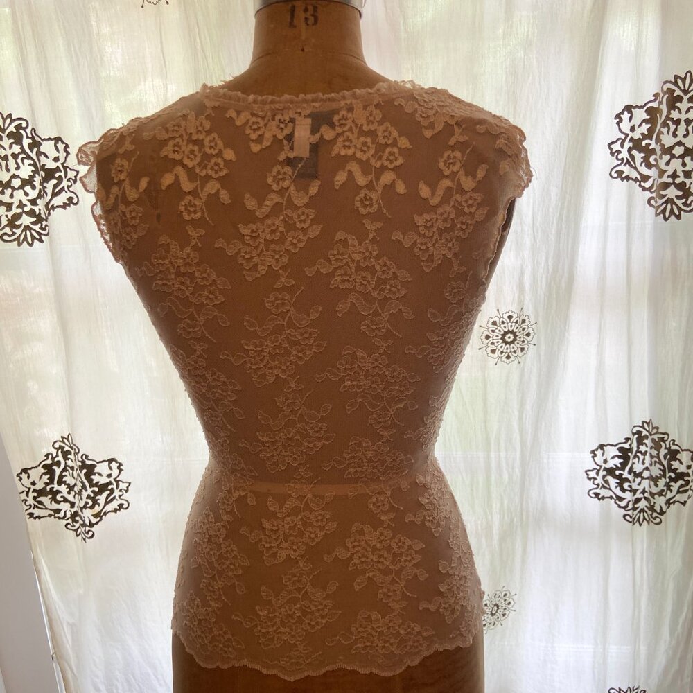 Vintage EXPRESS Nude Pink Lace Sheer Camisole Top S Y2K Grunge Coquette USA EUC - Picture 7 of 9
